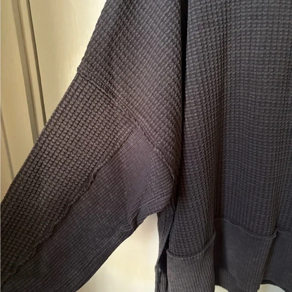 American Eagle Outfitters Gray Ribbed Sweater - Picture 4 of 4